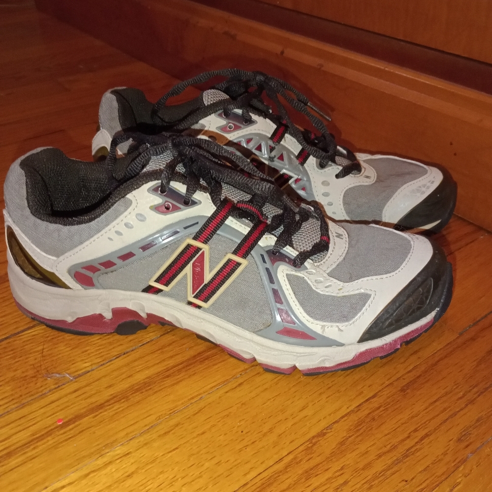 New Balance 909 Running Shoes